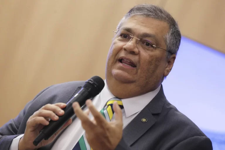 Flávio Dino fará ‘entrega simbólica’ da delegacia da PRF de Vitória da Conquista nesta quinta-feira, 05