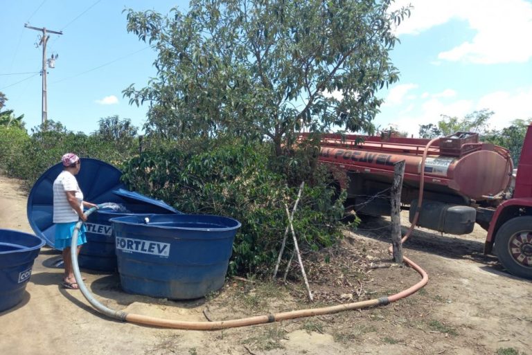 Operação-Pipa do Exército reduziu quantidade de caminhões para Vitória da Conquista, diz Prefeitura