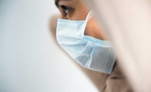 Via decreto prefeitura recomenda uso de máscaras em ambientes hospitalares e retoma COMITÊ