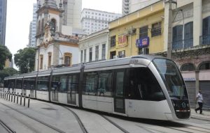 Vídeo: Vitória da Conquista pode ter transporte rápido, diz Jerônimo Rodrigues