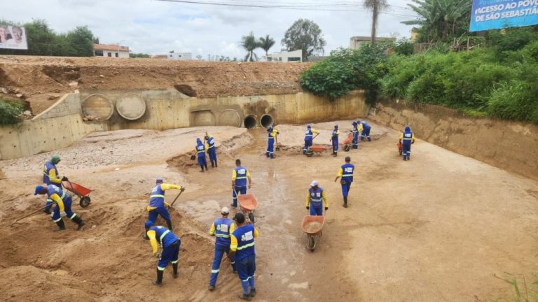 Chuvas em Conquista: Saiba quais bairros serão atendidos pela força-tarefa para limpeza de vias e desobstrução de canais de drenagem