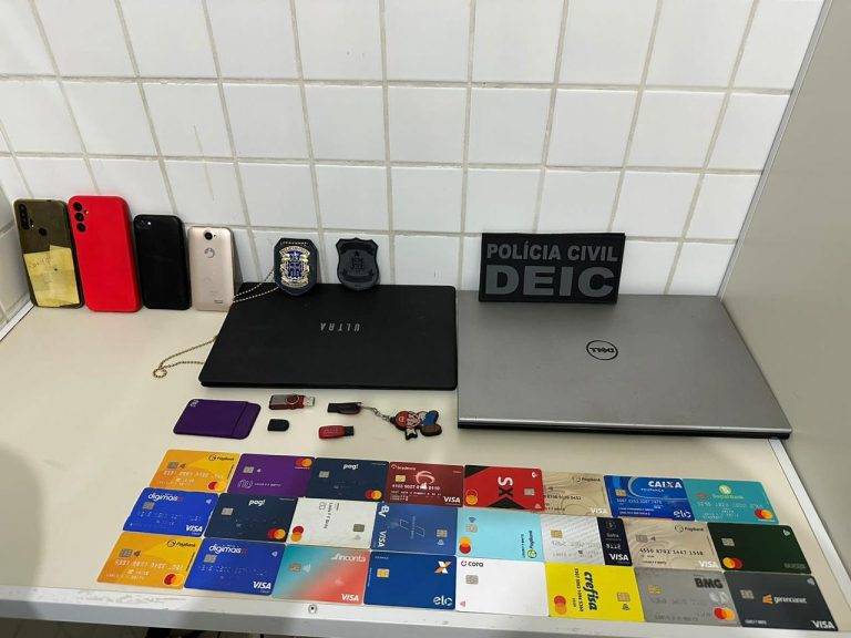 Vitória da Conquista: Polícia faz busca e apreensão na casa de suspeito de roubar 300 mil reais de clientes do Itaú