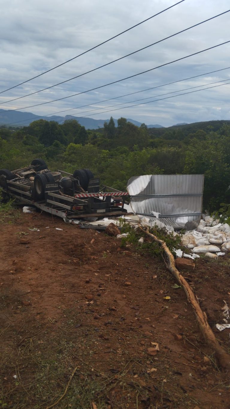 Acidente com vítima fatal na Serra das Almas,  BA-148, trecho Livramento x Rio de Contas