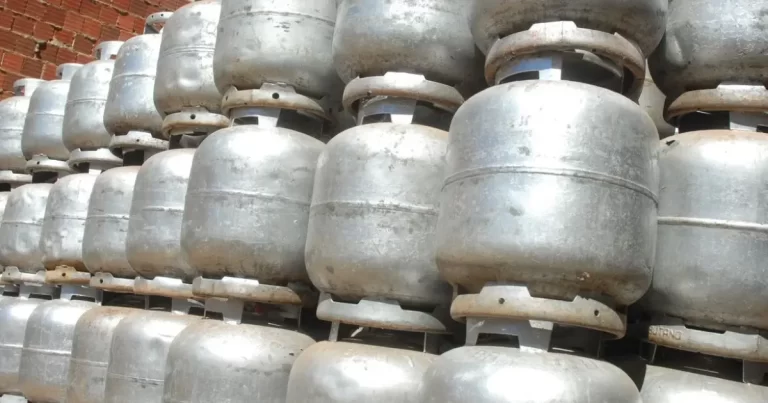 Ano começa com aumento no preço do gás de cozinha na Bahia. Saiba quanto fica agora