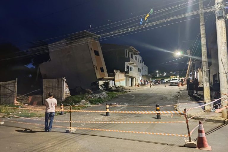 Prefeitura emite nota sobre prédio que está prestes a desabar no Loteamento Panorama