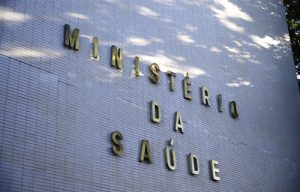 Governo anuncia repasse de R$ 1,5 bilhão para fortalecer estados e municípios no combate à dengue