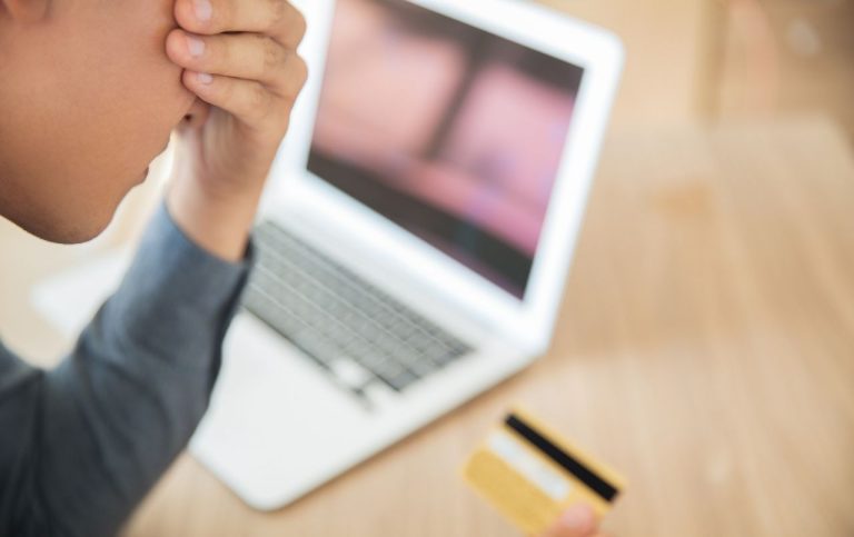 Golpes financeiros: veja como se proteger no Carnaval