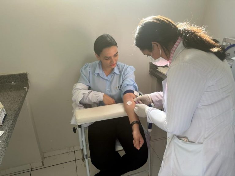 Prefeitura inicia coleta sanguínea e telemedicina para pacientes com suspeita de dengue através de parceria público-privada
