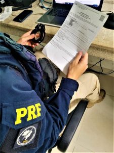 Em Vitória da Conquista (BA), procurado da justiça por tráfico de drogas é preso na BR 116