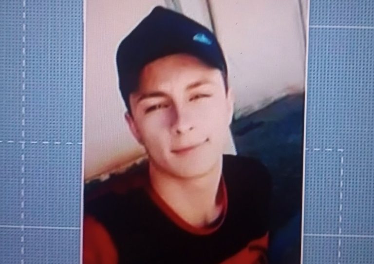 Jovem de 20 anos morre atropelado por ônibus escolar em Paramirim, BA