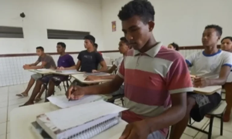 Senado aprova cotas de 30% para negros em concursos públicos