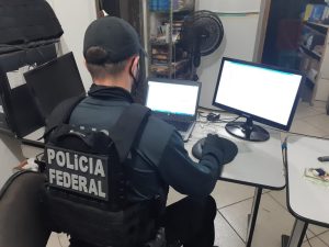 PF deflagra Operação WORMS em Vitória da Conquista contra ‘hackers’