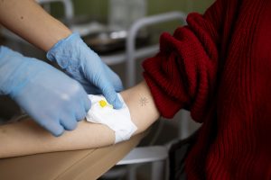 Médicos discutem alternativas à transfusão de sangue em pacientes Testemunhas de Jeová