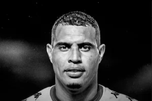 Ex jogador do Serrano e atual Portuguesa morre em acidente na BR-101