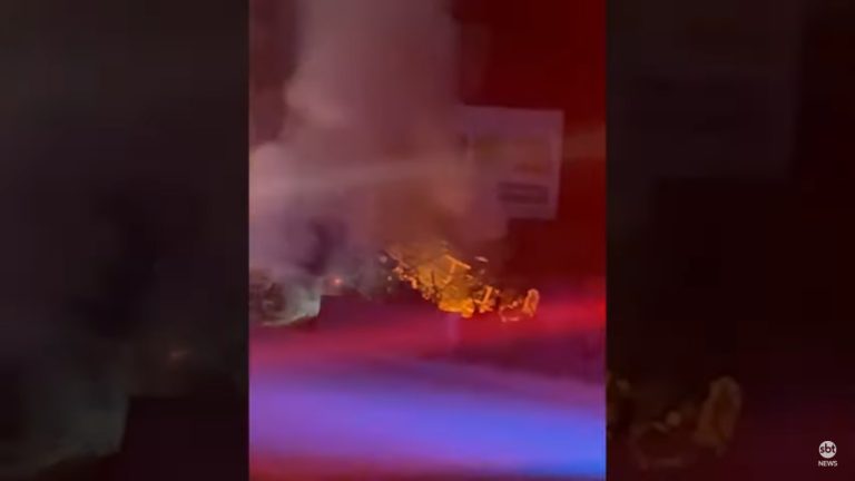 Tragédia com ônibus da Entram que vinha de SP para Vitória da Conquista deixa 22 mortos