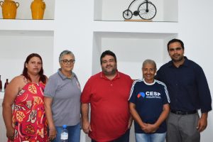 Presidente da Câmara recebe representantes do SINSERV
