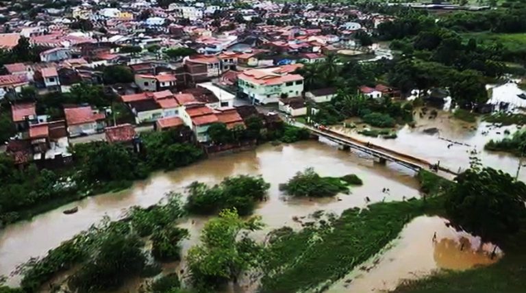Chuvas na região: Prefeitura de Itambé decreta situação de emergência; Confira imagens aéreas