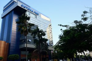 Nota FIEB: Juros elevados freiam o crescimento e comprometem a indústria