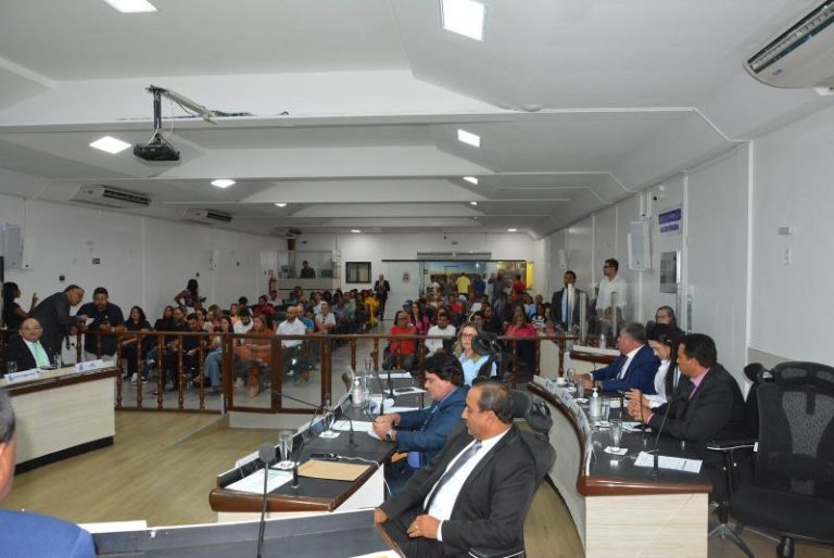 Câmara aprova veto ao Projeto de Lei que estabelecia a proibição da cobrança de taxas para o uso de sanitários em terminais rodoviários do município