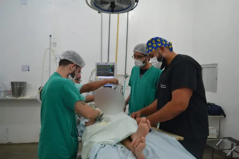 Hospital Esaú Matos reforça organização no atendimento e esclarece mudanças na rede de saúde