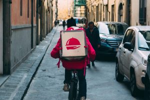 Entregadores de app iniciam paralisação nacional por melhores condições de trabalho
