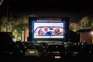 Cinema drive-in em Conquista: Cine Autorama terá sessões gratuitas no Lomantão