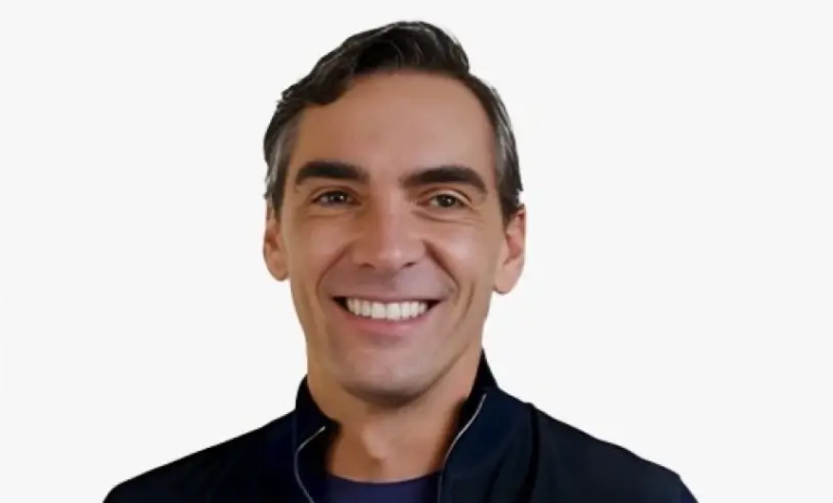 Giba, tricampeão mundial de vôlei, realiza palestra em Vitória da Conquista