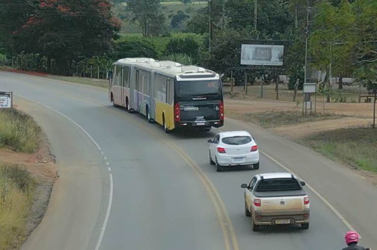 Linha de ônibus para Capinal e Serra do Marçal começa a funcionar em Conquista