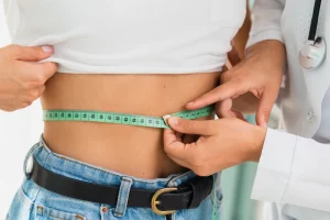 Adolescentes agora podem fazer bariátrica: saiba tudo sobre a decisão do CFM