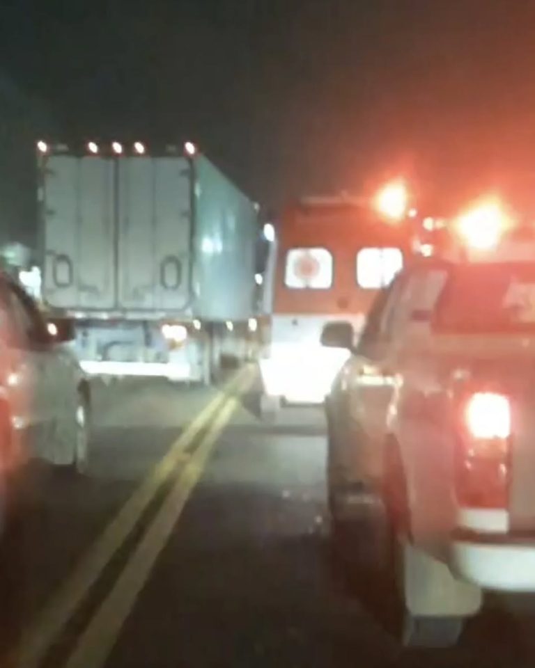 Urgente: Mãe e filho são atropelados na faixa de pedestre na Avenida Integração