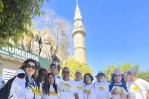 Grupo inicia peregrinação de 420 km entre Vitória da Conquista e Bom Jesus da Lapa, no interior da Bahia