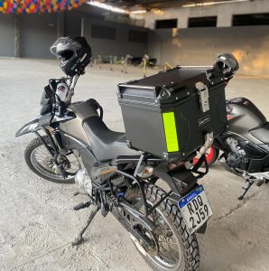 Motocicleta roubada na Urbis 5 é recuperada próximo ao local do crime na manhã desta terça (01)