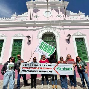 Paralisação dos professores em Vitória da Conquista gera embate entre sindicato e prefeitura