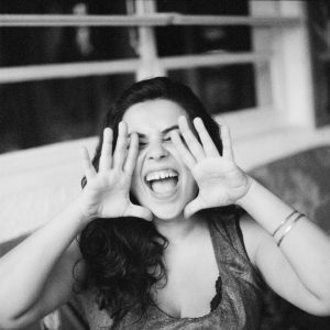 Filha de Glauber Rocha fará abertura da FliConquista 2025