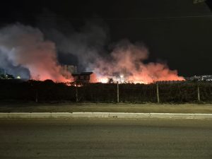 Queimada de grandes proporções afeta moradores do Boa Vista em Vitória da Conquista