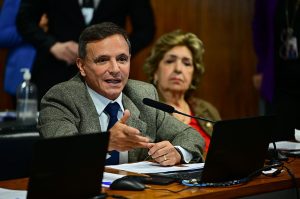 Comissão do Senado aprova aumento do tempo de internação para menores infratores