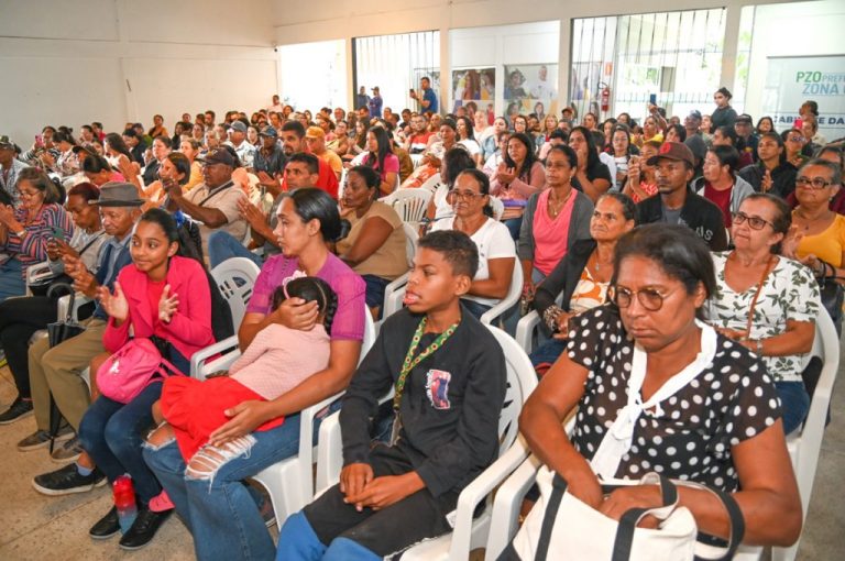 Prefeitura de Vitória da Conquista inicia entrega de 1.300 óculos do Mutirão Oftalmológico