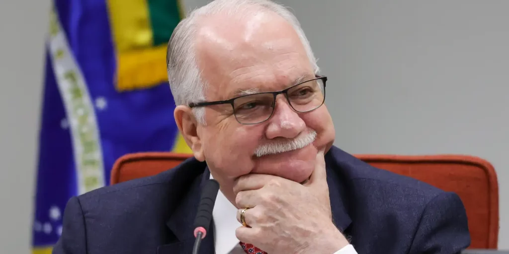Fachin convoca STF para analisar menções a Toffoli em relatório da PF sobre Banco Master