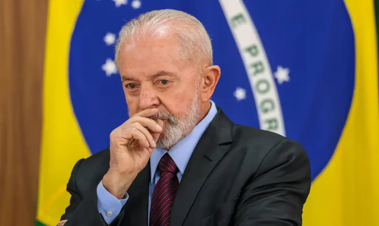 Desaprovação do governo Lula chega a 61%, aponta PoderData