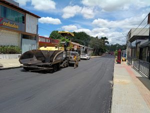 Embasa requalifica sistema de esgotamento da rua dos bares, em Vitória da Conquista
