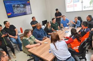 Vitória da Conquista continua sob alerta para chuvas intensas e Prefeitura suspende aulas na zona rural