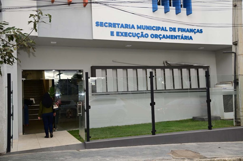 Prefeitura de Vitória da Conquista autoriza realização de concurso público na Secretaria Municipal de Finanças