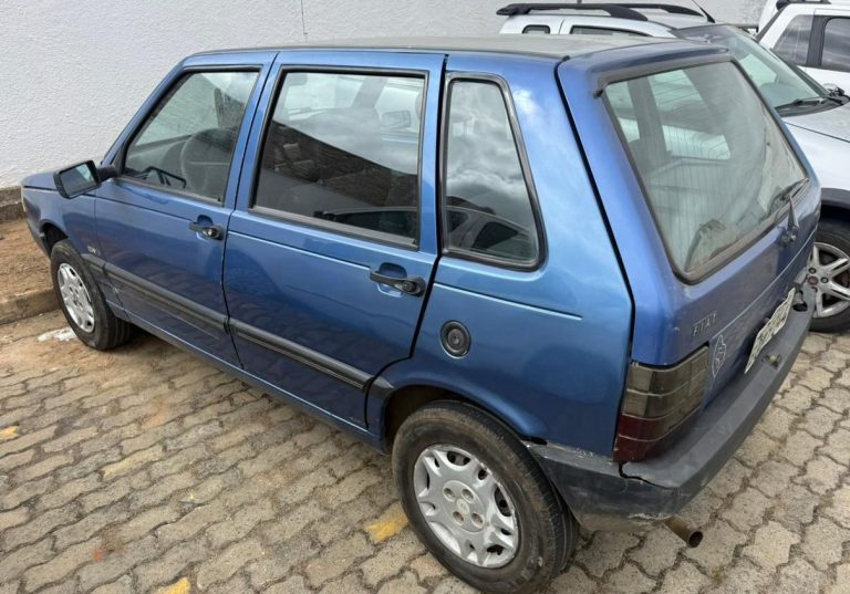 Veículo furtado é recuperado em Vitória da Conquista