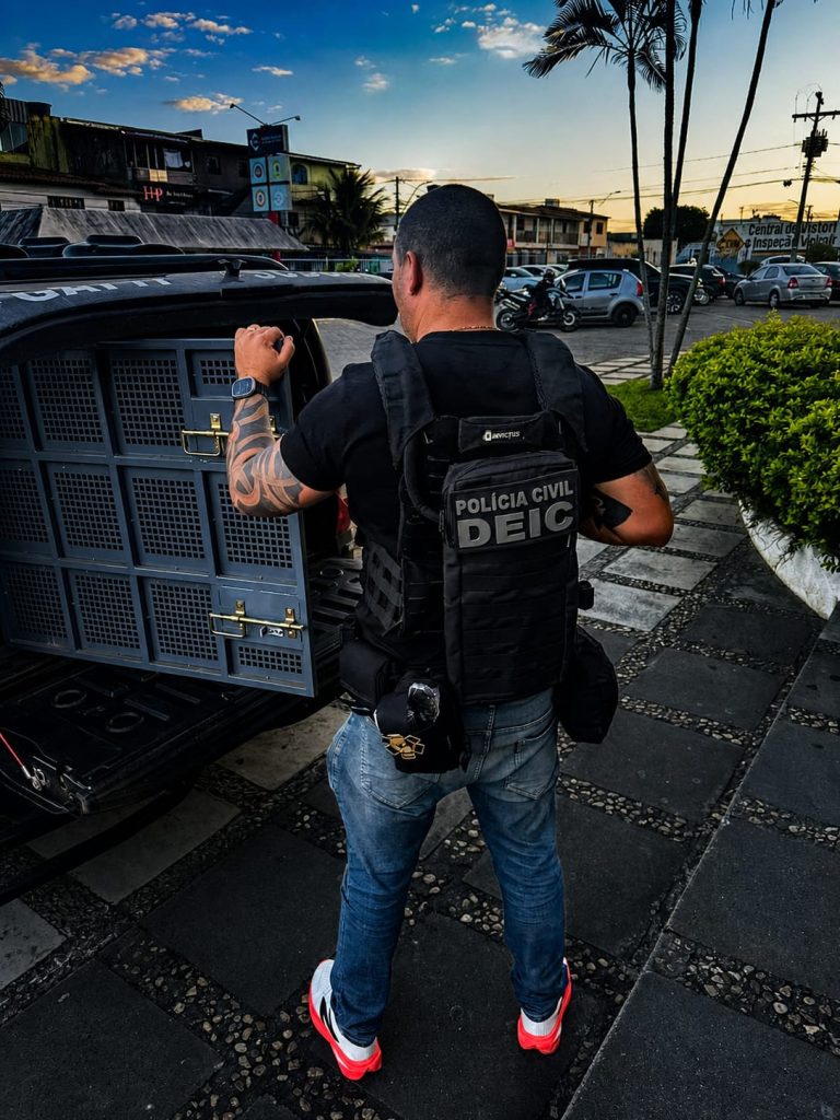 Despachante é detido por suspeita de falsidade documental em Vitória da Conquista