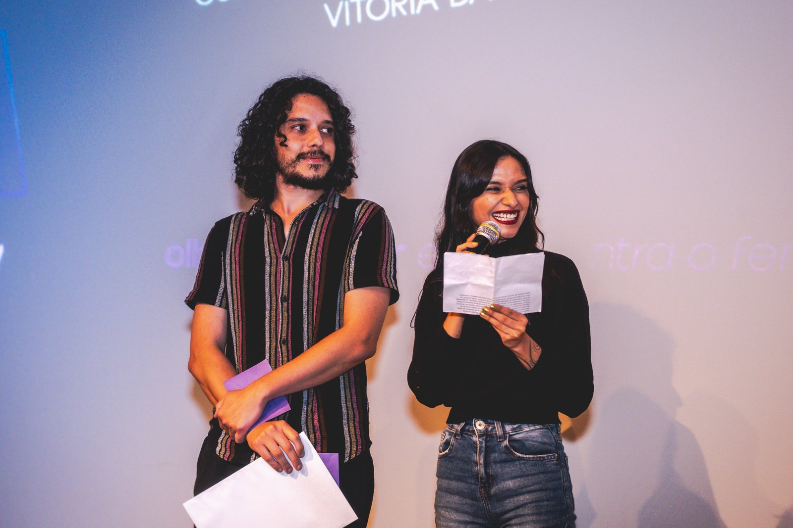 Premio sasb creditos nagual pardo na premiação da Mostra Cinema Conquista