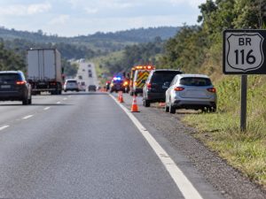 Pista é liberada após acidente com interdição total na BR-116, em Planalto