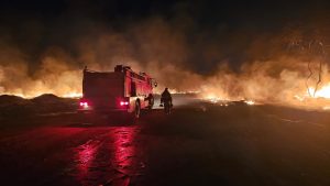 Após 22 horas, Bombeiros encerram combate a incêndio em Vitória da Conquista