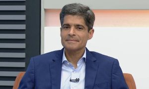 ACM Neto promete zerar ICMS do combustível para reduzir passagens de ônibus na Bahia