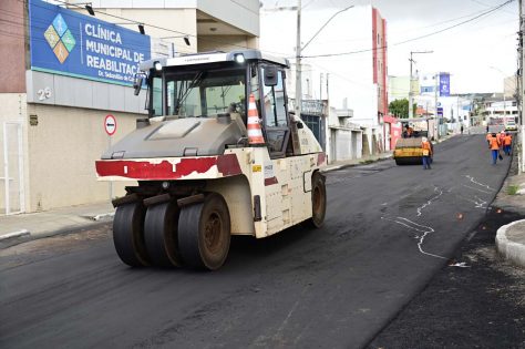 Recapeamento na Avenida Ascendino Melo