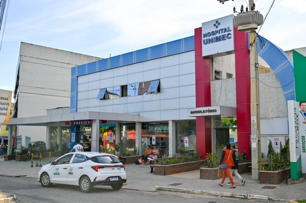 Fachada do Hospital Unimec, em Vitória da Conquista
